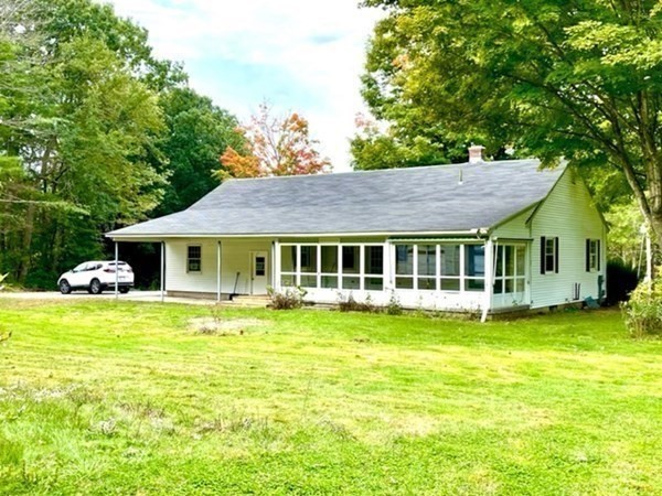 33 Montague Road Westhampton, MA 01027 - Photo 5 of 34