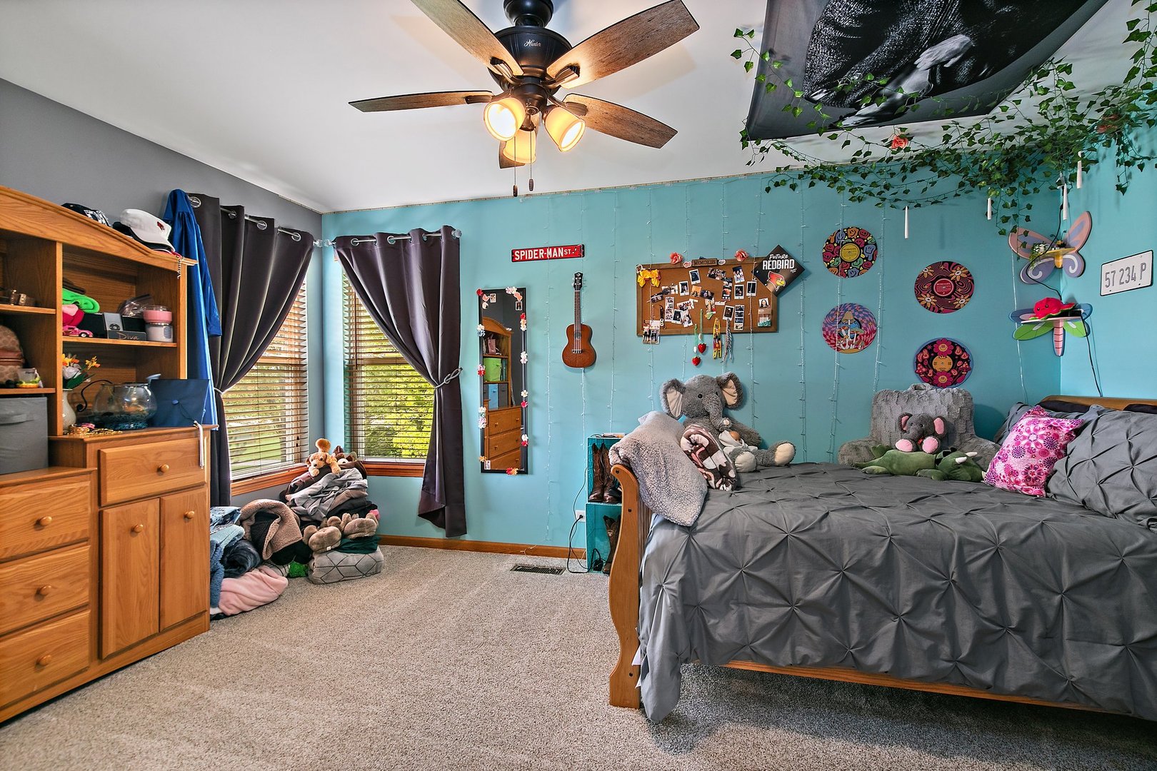 244 Prescott Avenue Elgin, IL 60124 - Photo 23 of 31 a bedroom with furniture and a large window