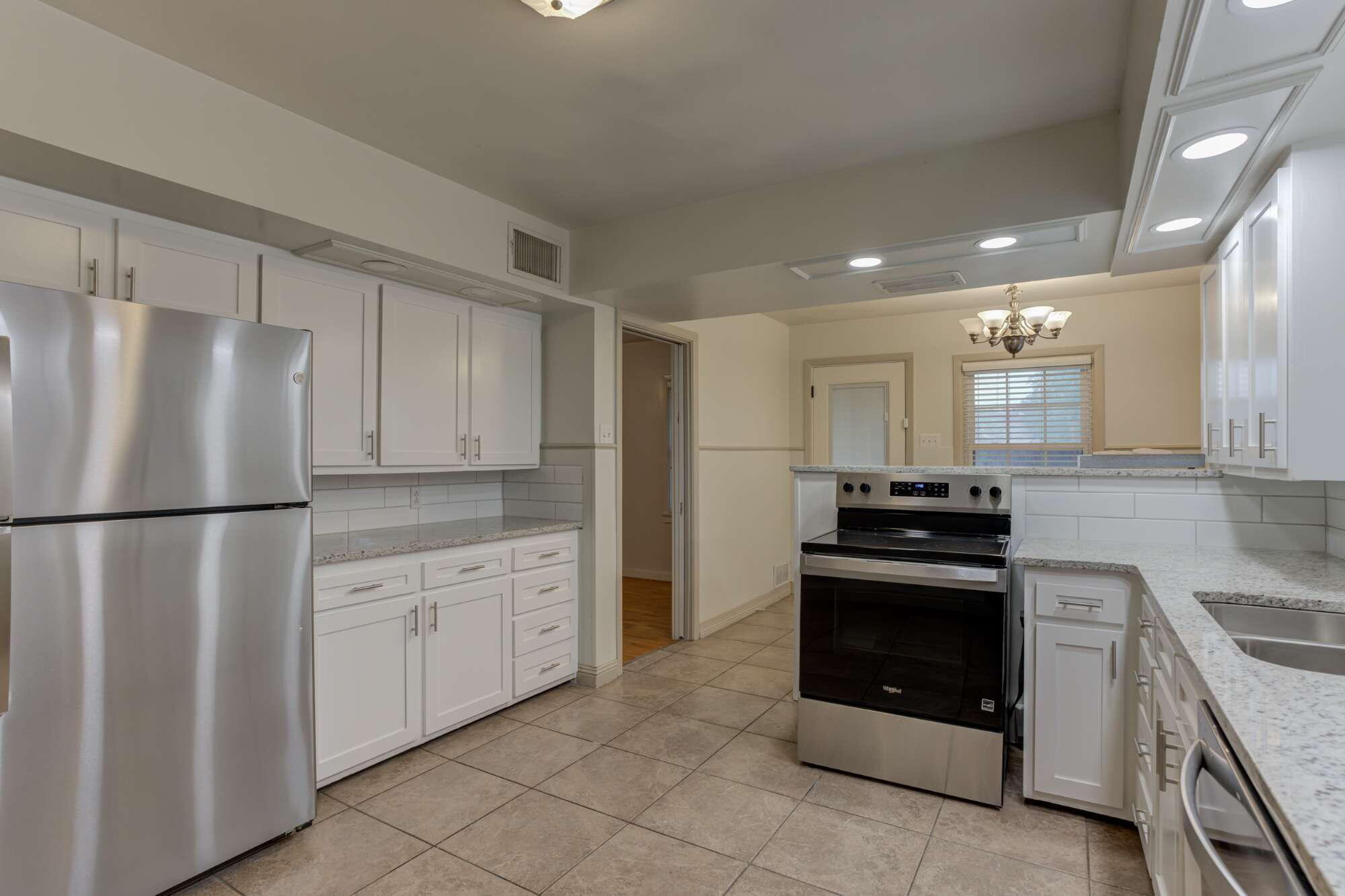3115 32nd Street Lubbock, TX 79410 - Photo 13 of 39 DSC04464_5_6_7_8