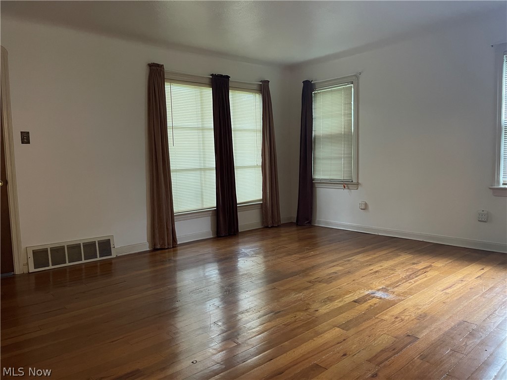11320 McCracken Road Garfield Heights, OH 44125 - Photo 16 of 35 Gallery Image 16