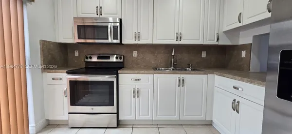 $2,550 | 6345 Southwest 138th Court, Unit 102, Miami, FL 33183