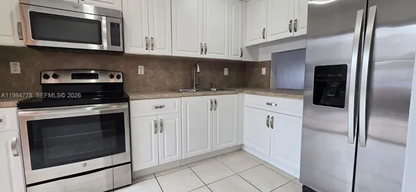 $2,550 | 6345 Southwest 138th Court, Unit 102, Miami, FL 33183
