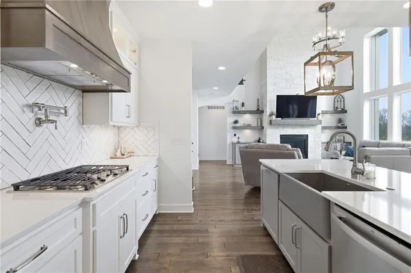 $899,595 | 15909 Corbin Court, Pleasant Hill, MO 64080