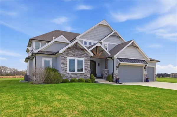 $899,595 | 15909 Corbin Court, Pleasant Hill, MO 64080