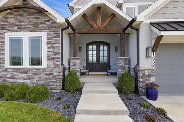 $899,595 | 15909 Corbin Court, Pleasant Hill, MO 64080