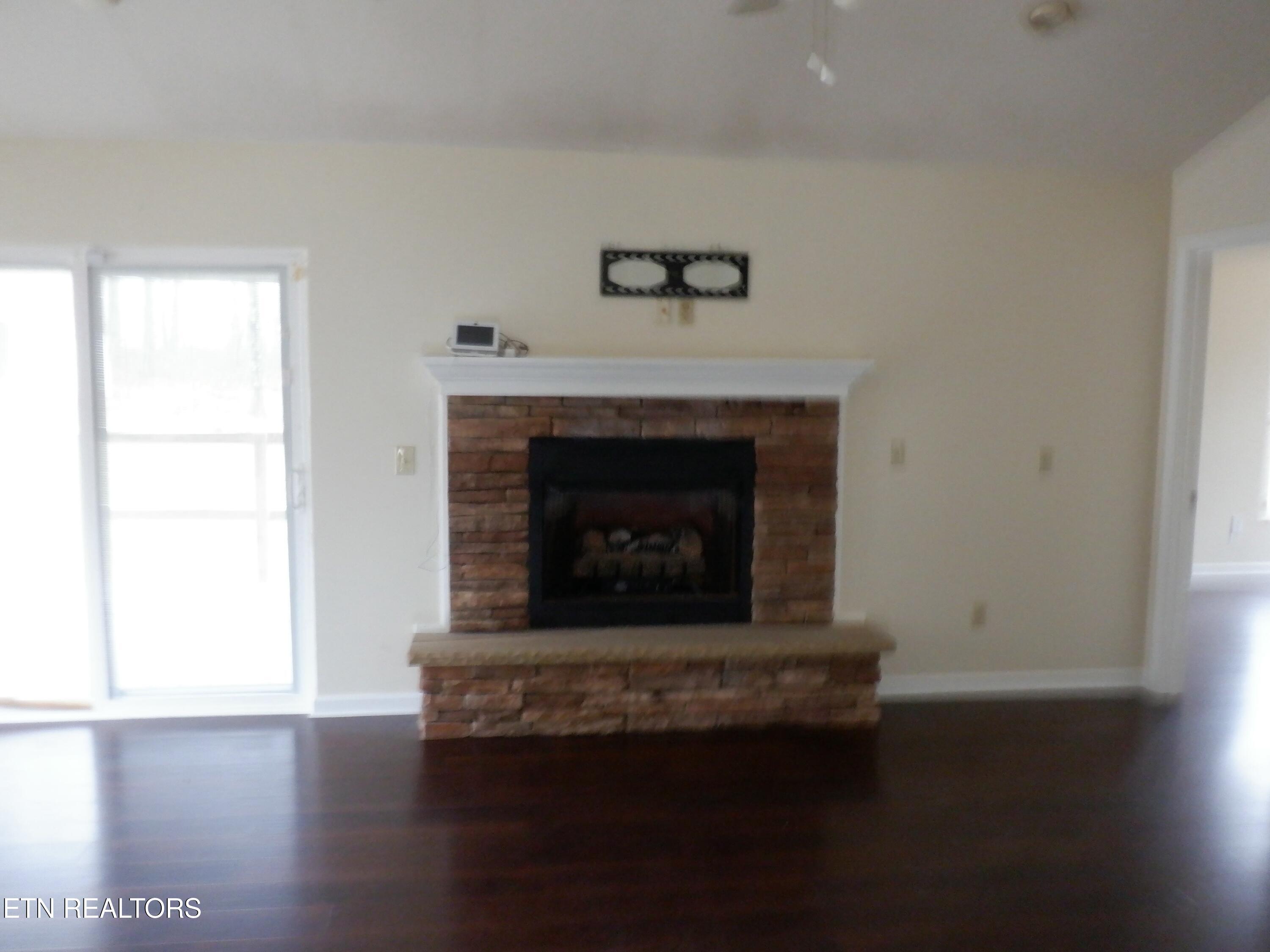 296 Georgee Road Jamestown, TN 38556 - Photo 3 of 10 tempImageB8C7th