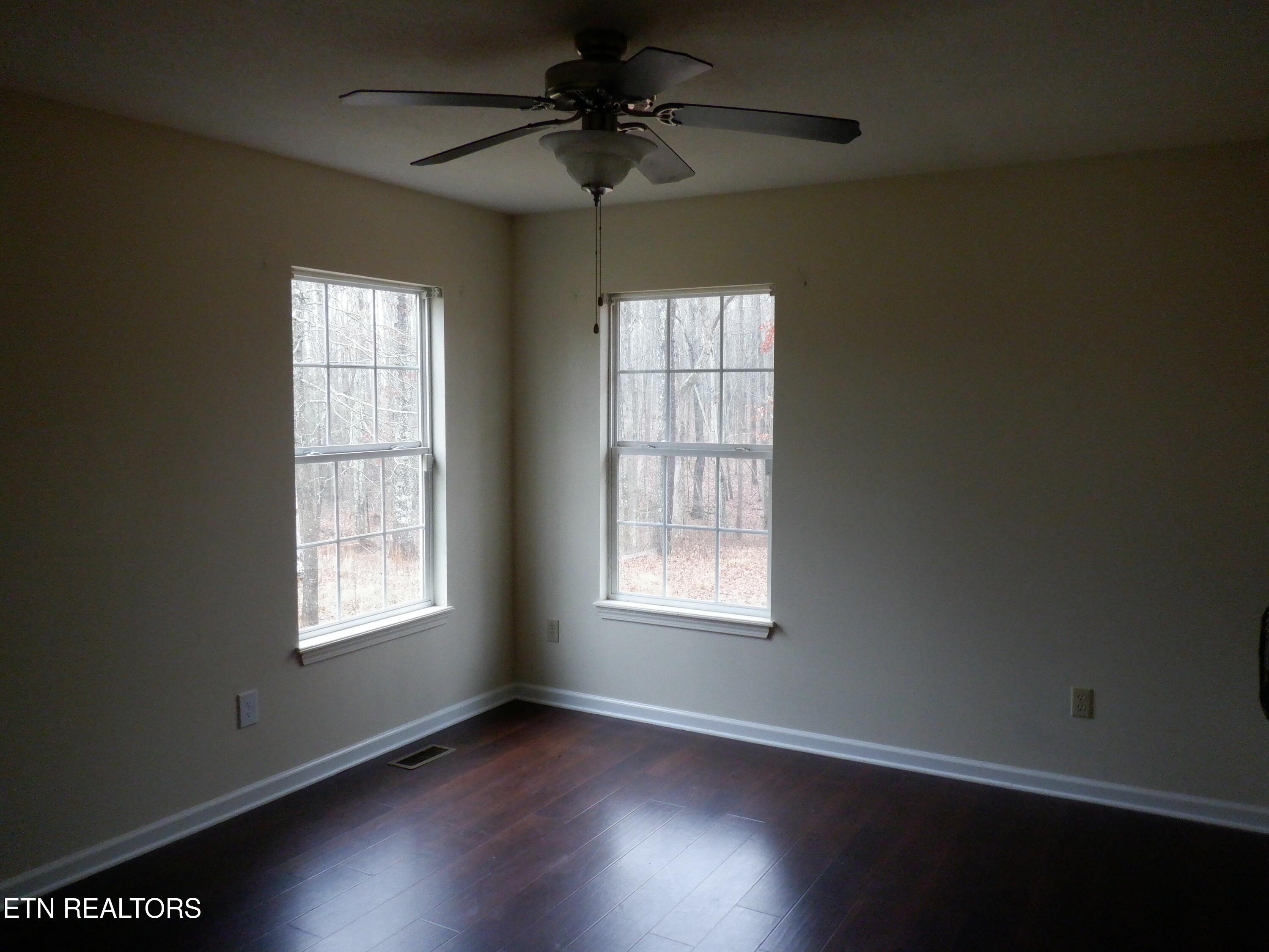 296 Georgee Road Jamestown, TN 38556 - Photo 6 of 10 tempImagepoS85F