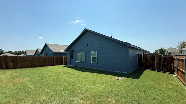 $2,150 | 1616 Baugh, McKinney, TX 75071