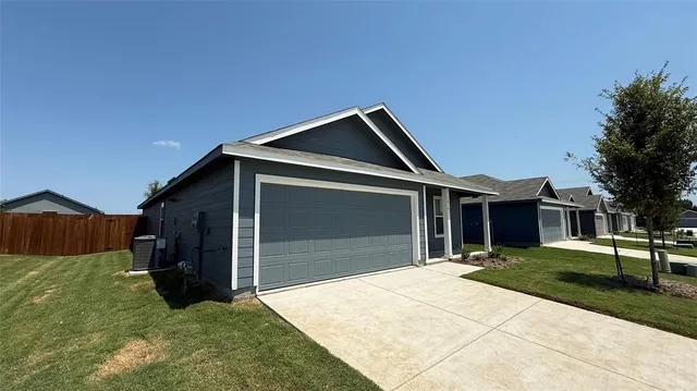 $2,150 | 1616 Baugh, McKinney, TX 75071