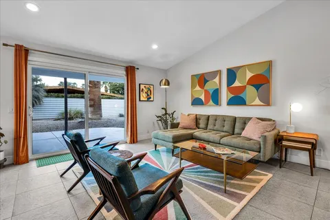 $1,125,000 | 1538 East Verbena Drive, Palm Springs, CA 92262
