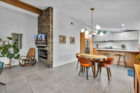 $1,050,000 | 1538 East Verbena Drive, Palm Springs, CA 92262