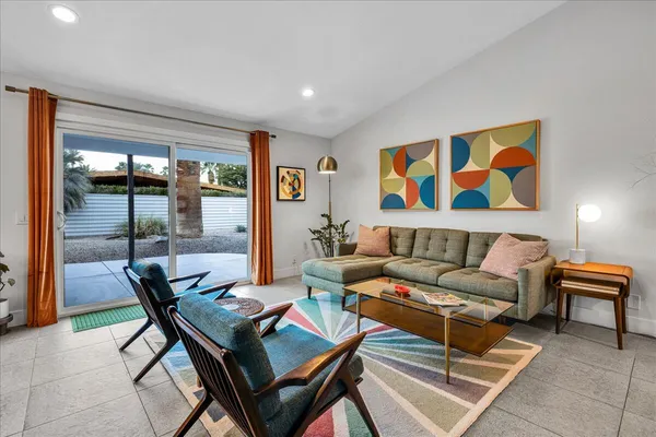 $1,150,000 | 1538 East Verbena Drive, Palm Springs, CA 92262
