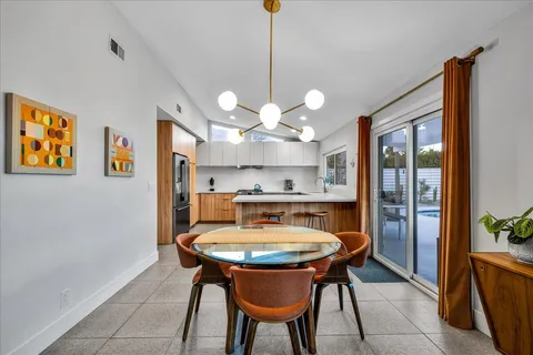 $1,175,000 | 1538 East Verbena Drive, Palm Springs, CA 92262