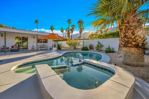 $1,125,000 | 1538 East Verbena Drive, Palm Springs, CA 92262