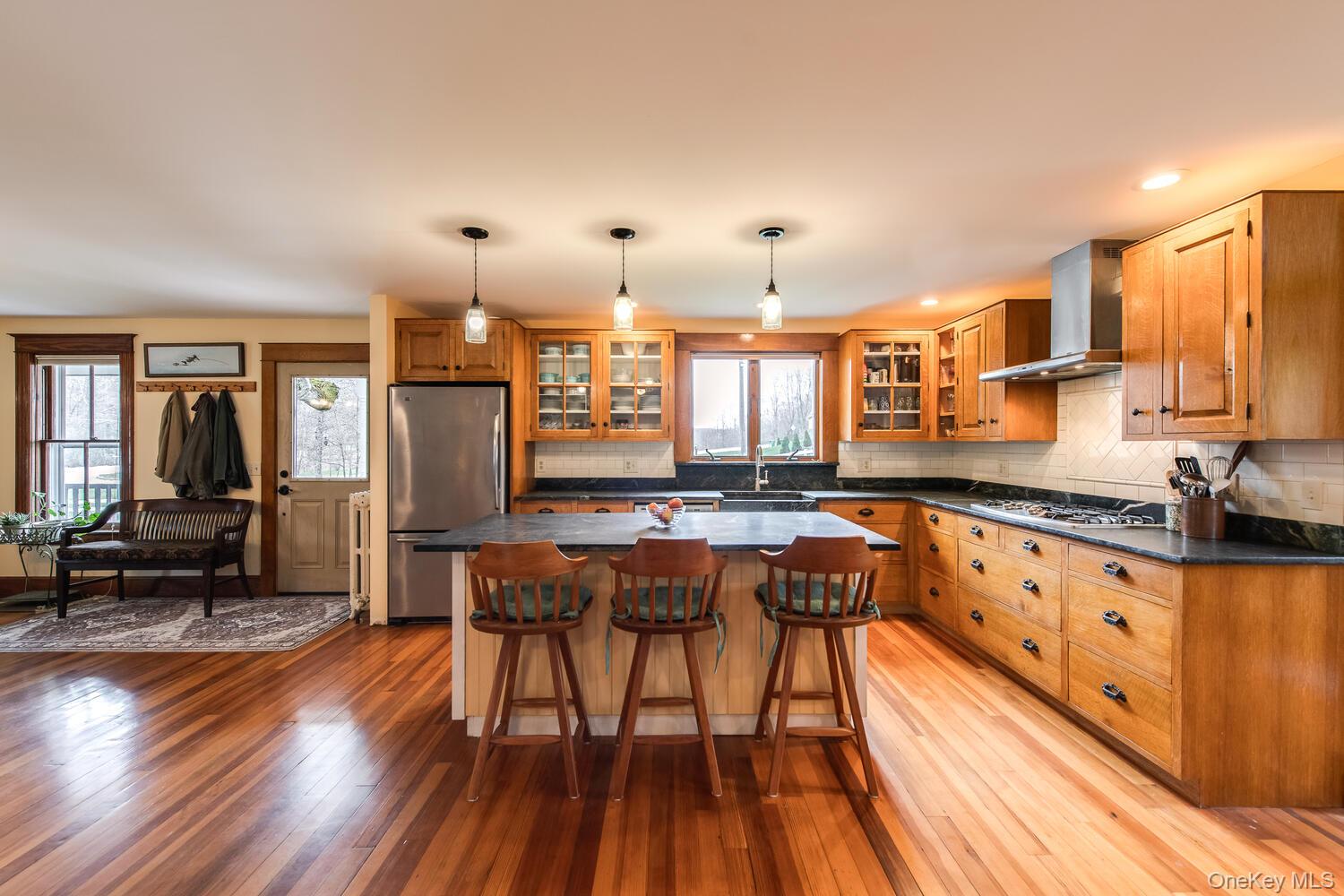 949 Freedom Road Pleasant Valley, NY 12569 - Photo 12 of 50