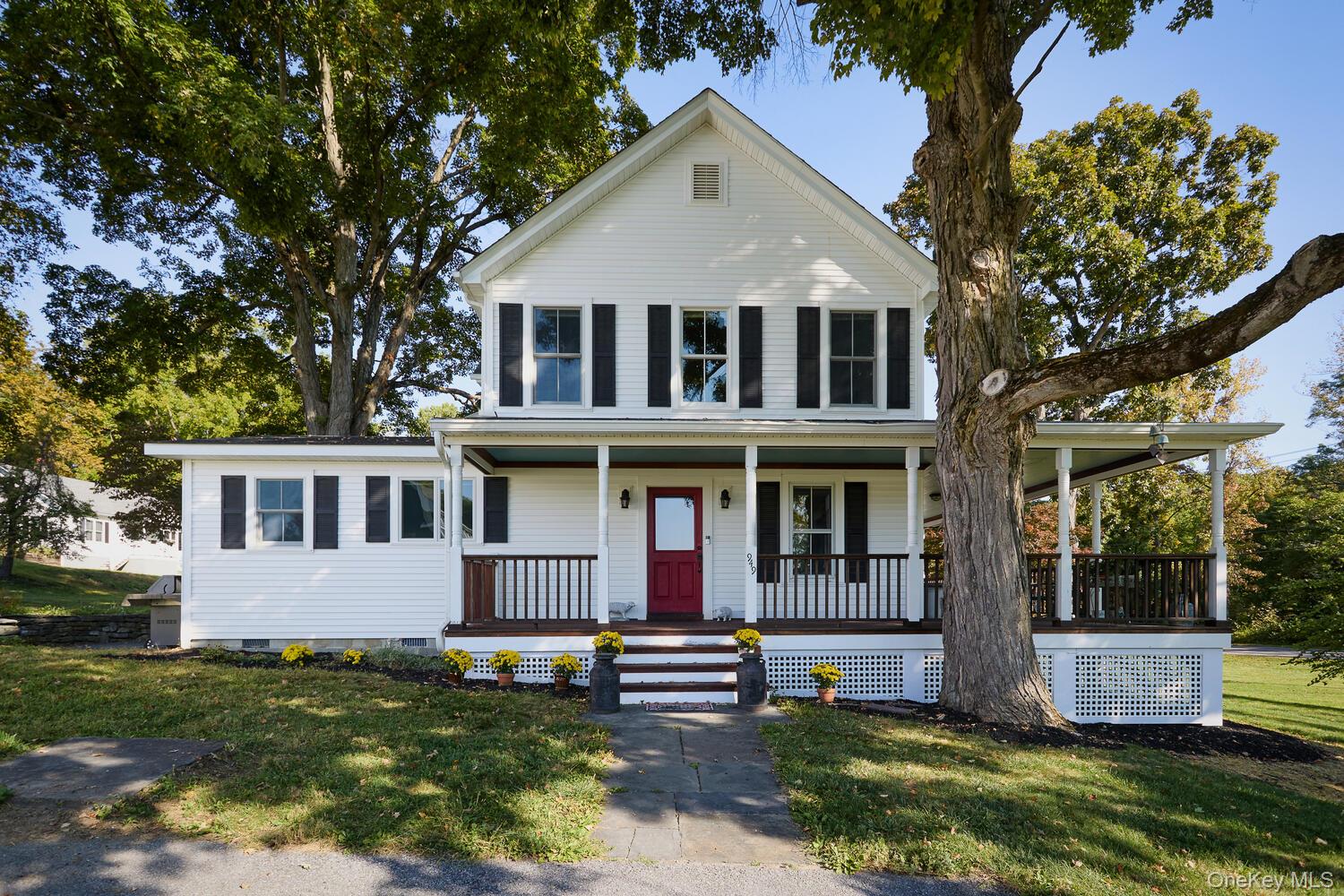 949 Freedom Road Pleasant Valley, NY 12569 - Photo 3 of 50