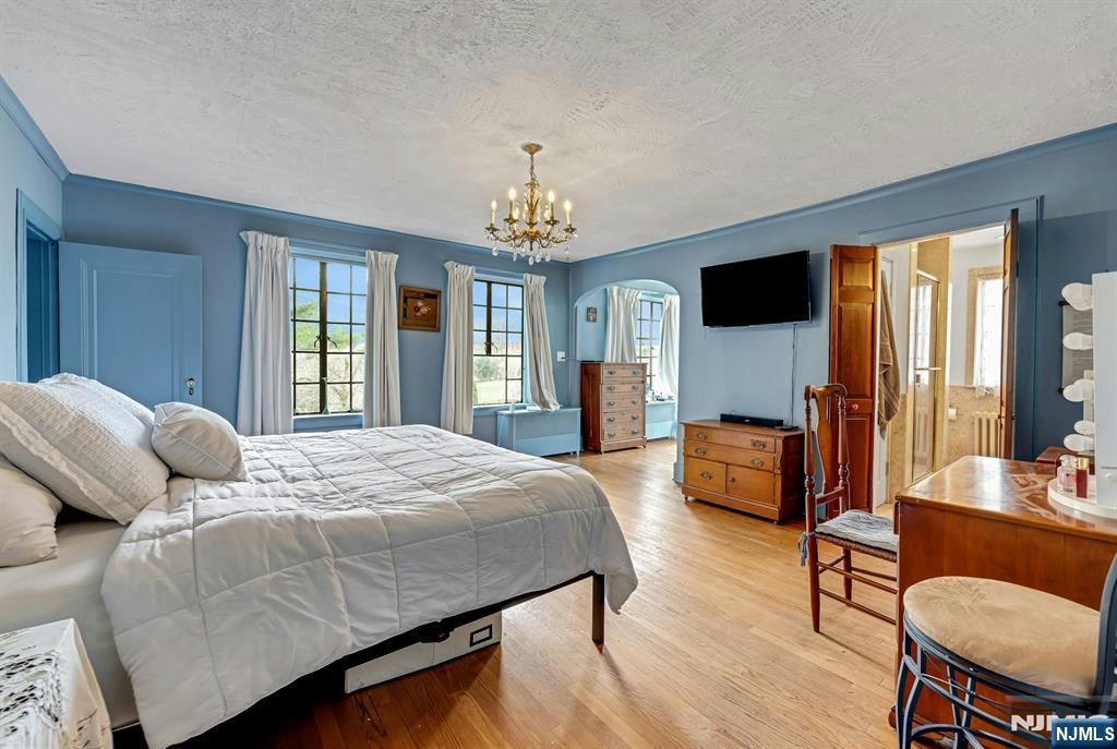 401 Wearimus Road Ho-Ho-Kus, NJ 07423 - Photo 29 of 49