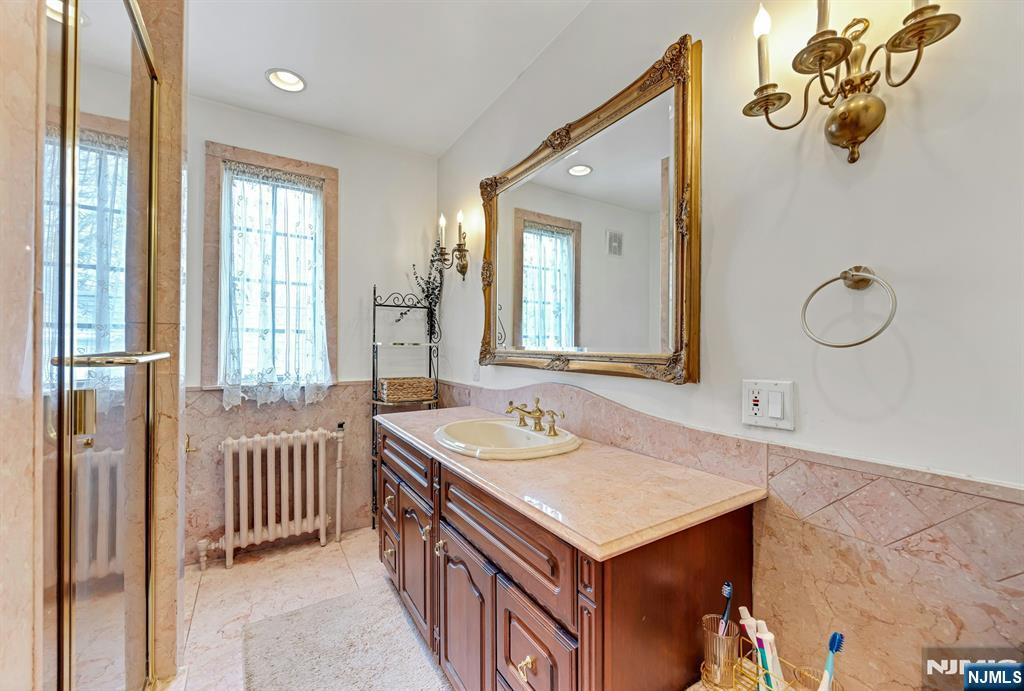 401 Wearimus Road Ho-Ho-Kus, NJ 07423 - Photo 31 of 49