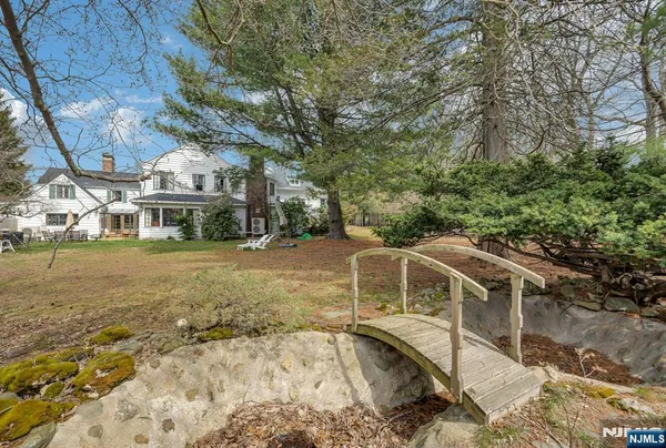 $1,299,000 | 401 Wearimus Road, Ho-Ho-Kus, NJ 07423