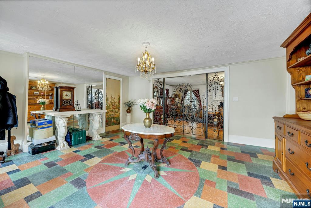 401 Wearimus Road Ho-Ho-Kus, NJ 07423 - Photo 7 of 49