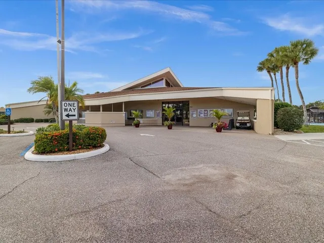 $248,000 | 809 Manchester Court, Englewood, FL 34223