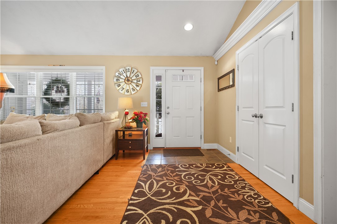 263 Plain Street Rehoboth, MA 02769 - Photo 2 of 29