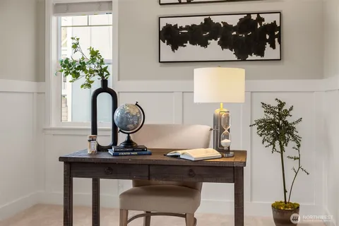 $1,500,000 | 2073 Northeast Noble Street, Issaquah, WA 98029