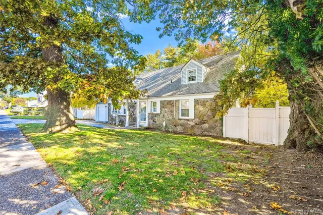 $800,000 | 303 Nassau Boulevard, West Hempstead, NY 11552