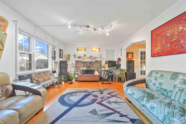 $800,000 | 303 Nassau Boulevard, West Hempstead, NY 11552