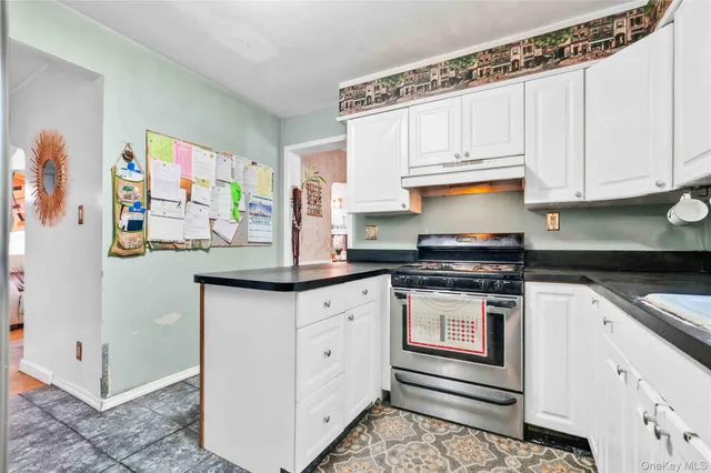 $800,000 | 303 Nassau Boulevard, West Hempstead, NY 11552