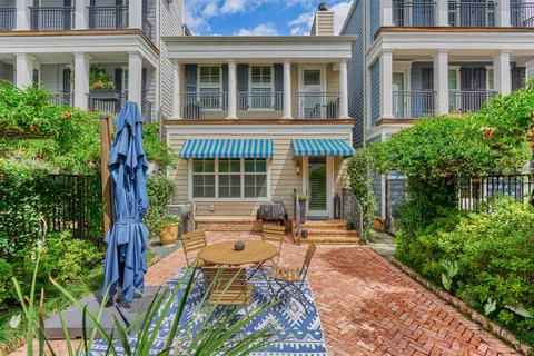 $1,275,000 | 416 West 18th Street, Houston, TX 77008