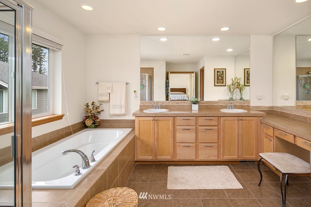 3414 170th Place Southeast Bothell, WA 98012 - Photo 16 of 24 Gallery Image 16