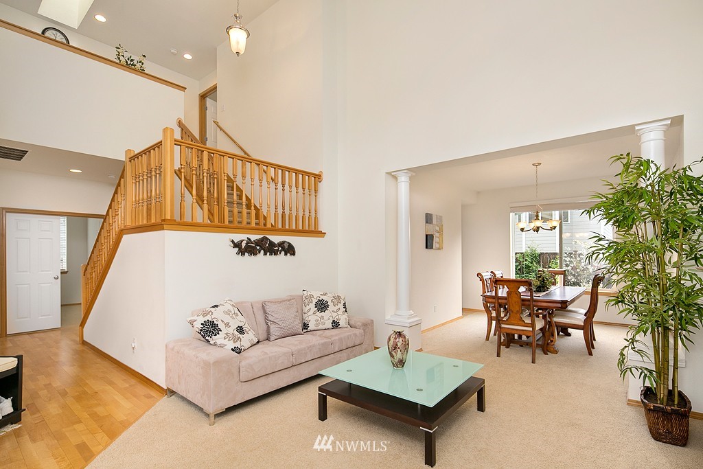 3414 170th Place Southeast Bothell, WA 98012 - Photo 3 of 24 Gallery Image 3