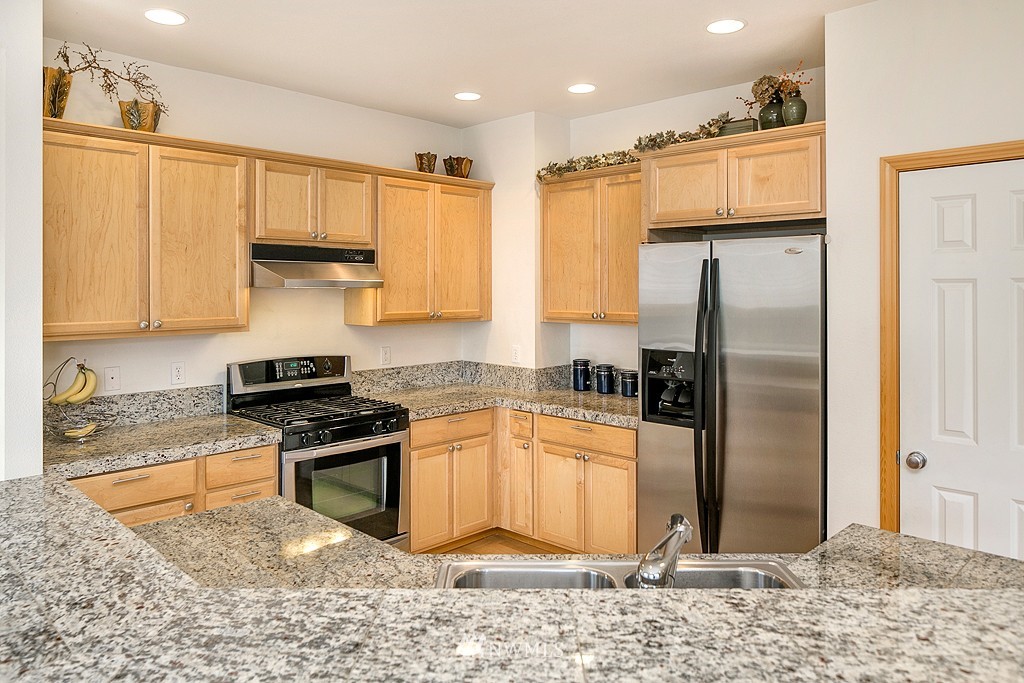 3414 170th Place Southeast Bothell, WA 98012 - Photo 8 of 24 Gallery Image 8