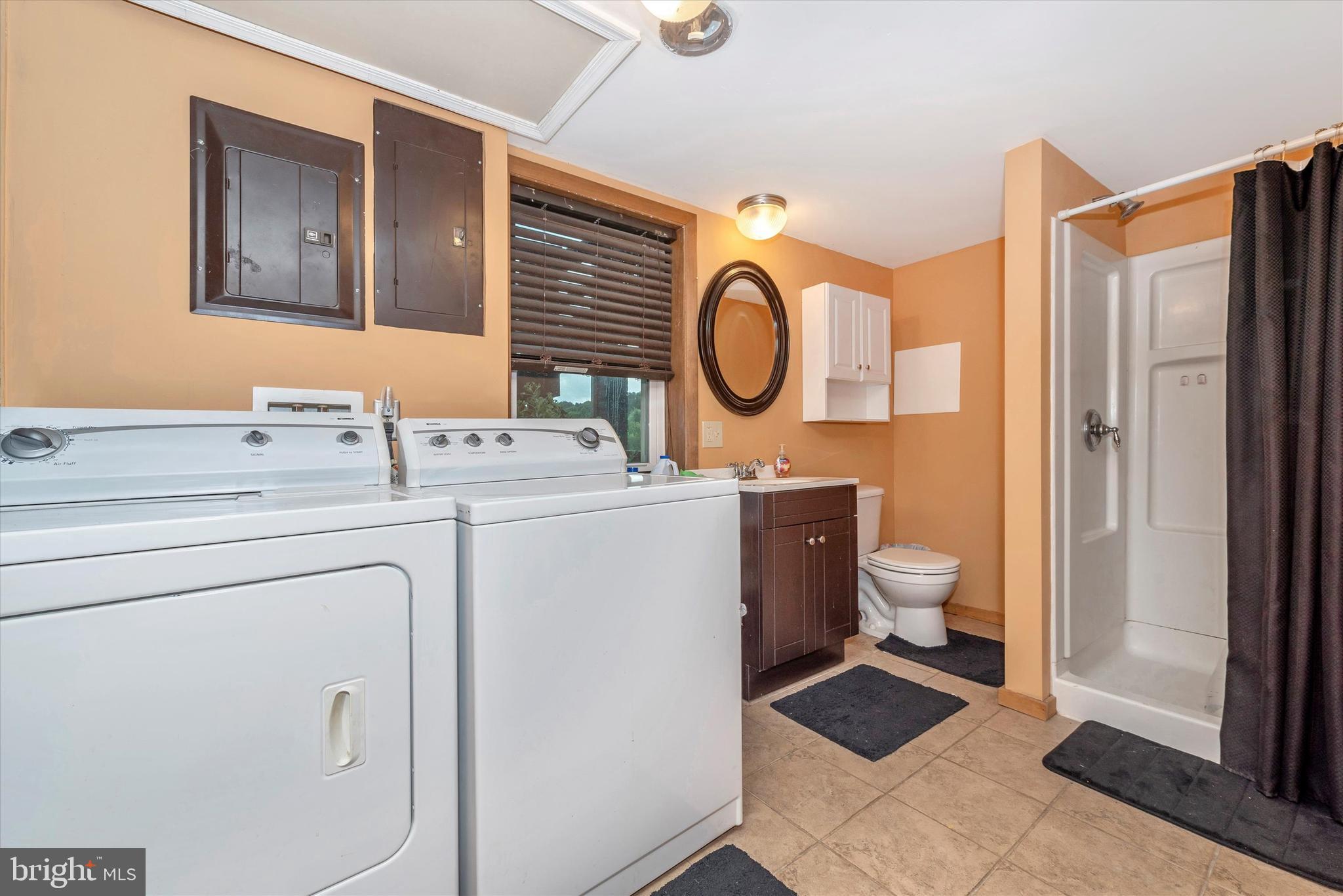 5333 Gold Mine Road Frederick, MD 21703 - Photo 22 of 34 Full Bathroom & Laundry Room