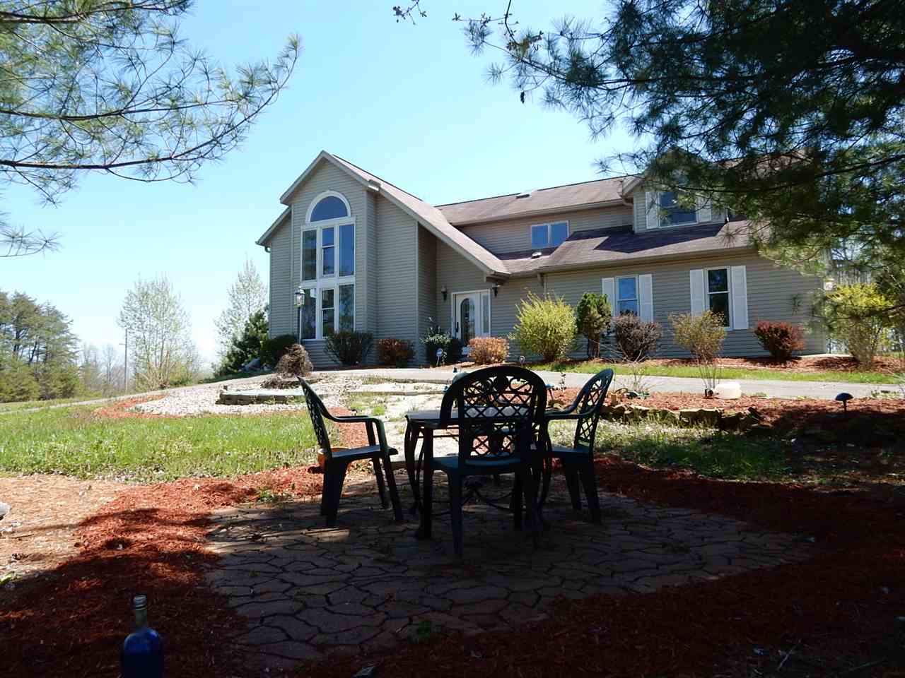 314 Saidah Road Bloomington, IN 47404 - Photo 8 of 29