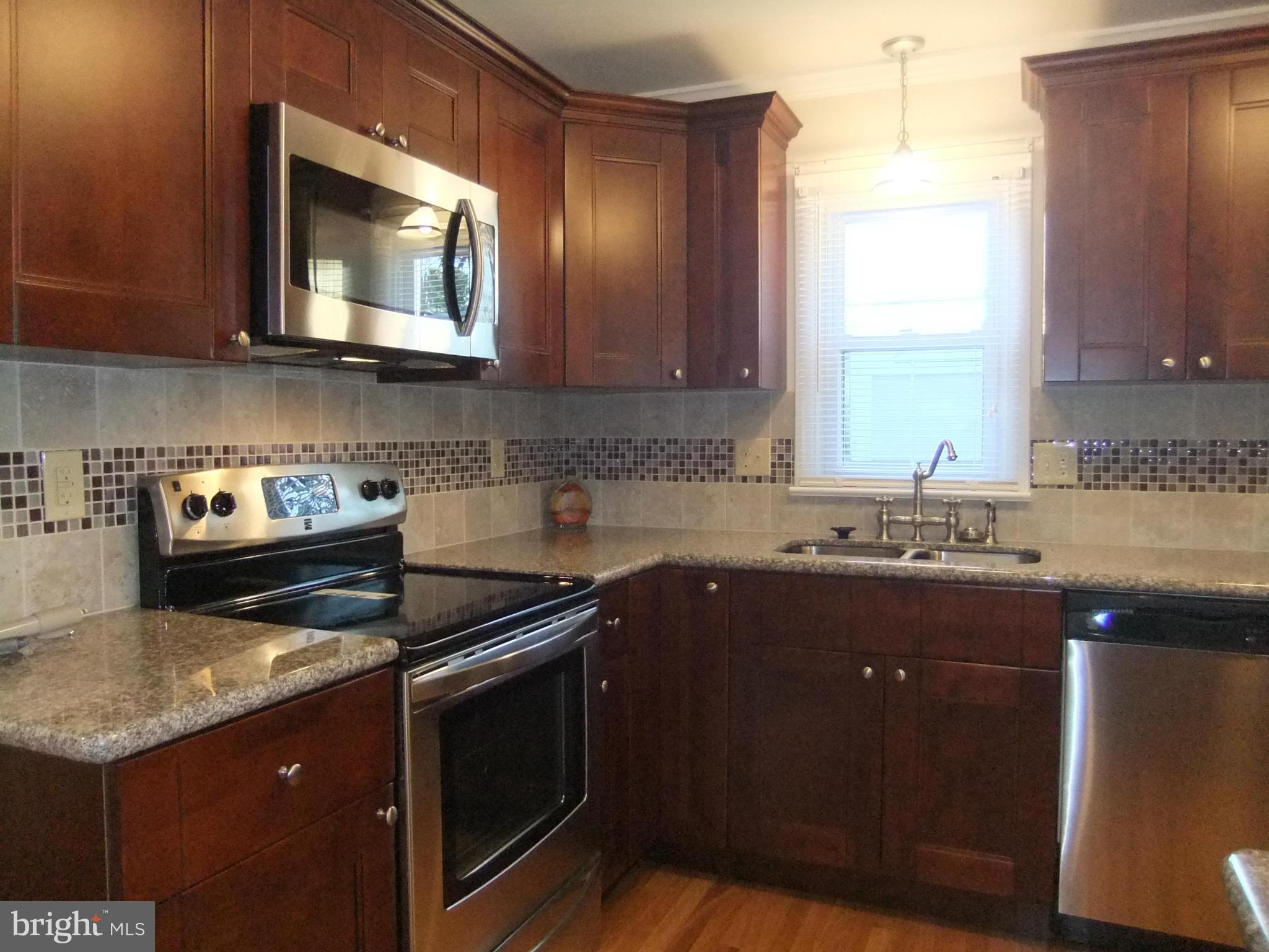 433 Ridge Avenue Hagerstown, MD 21740 - Photo 11 of 30 Kitchen