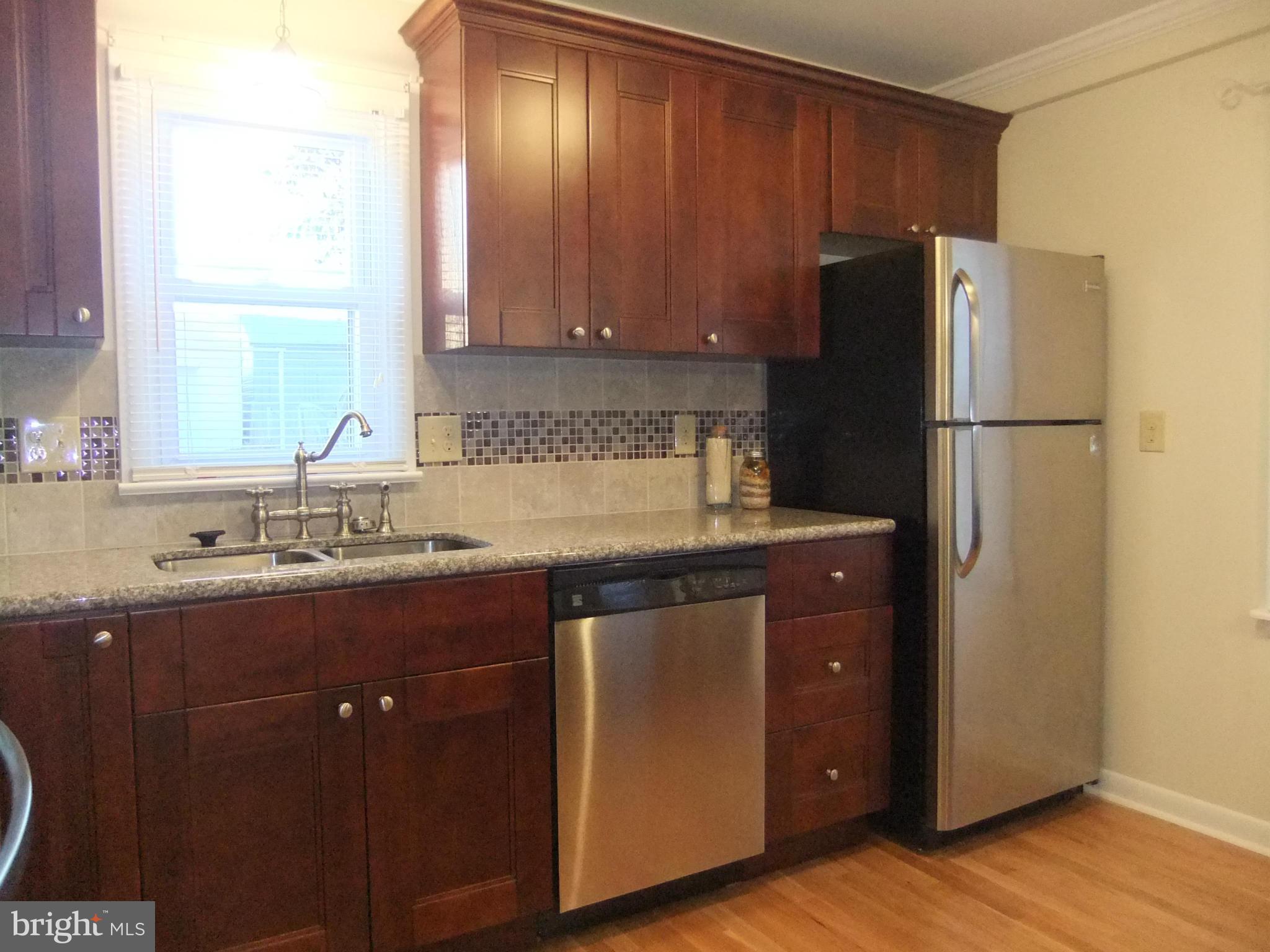 433 Ridge Avenue Hagerstown, MD 21740 - Photo 12 of 30 Kitchen