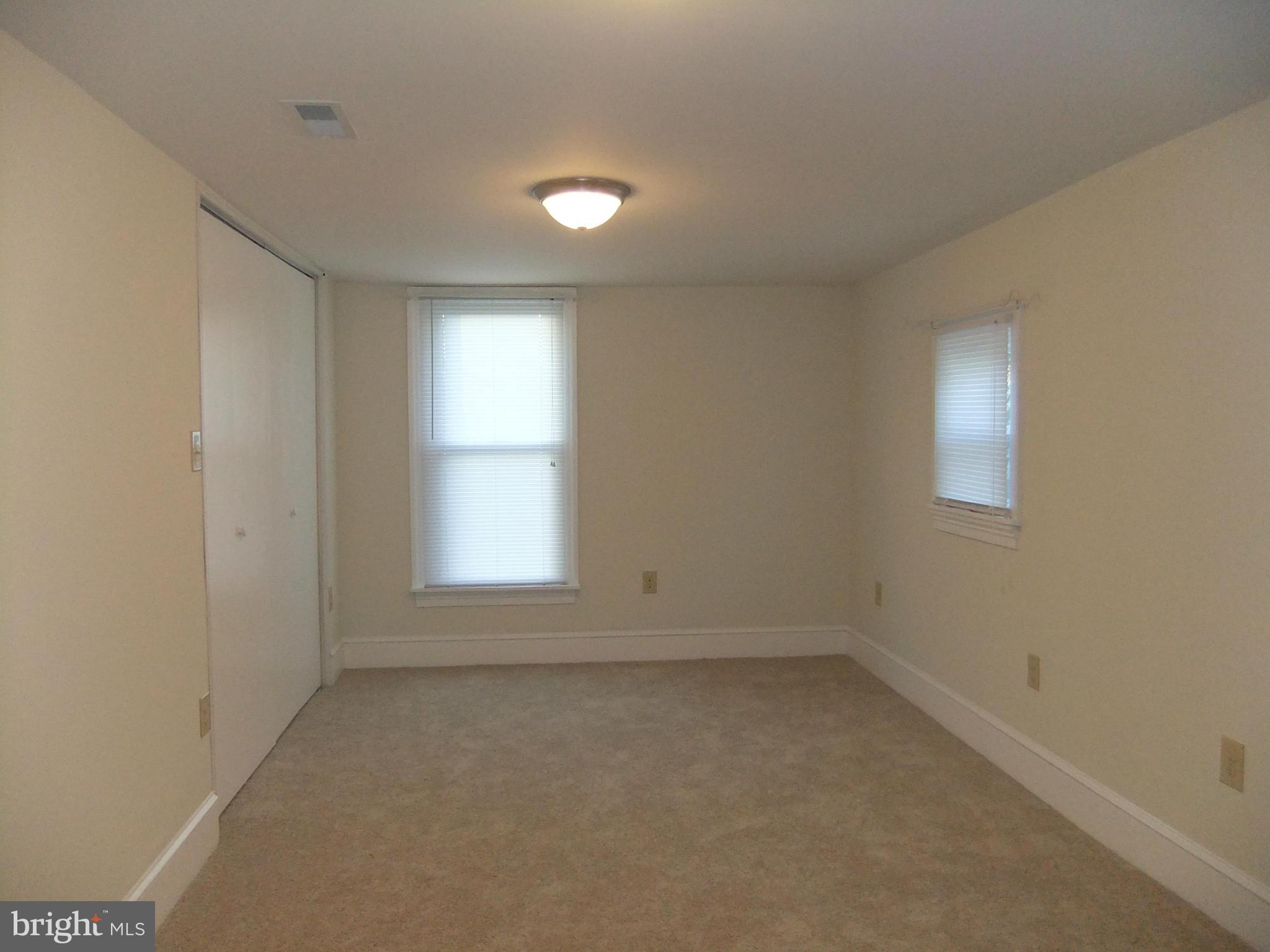 433 Ridge Avenue Hagerstown, MD 21740 - Photo 18 of 30 Bedroom (Master)