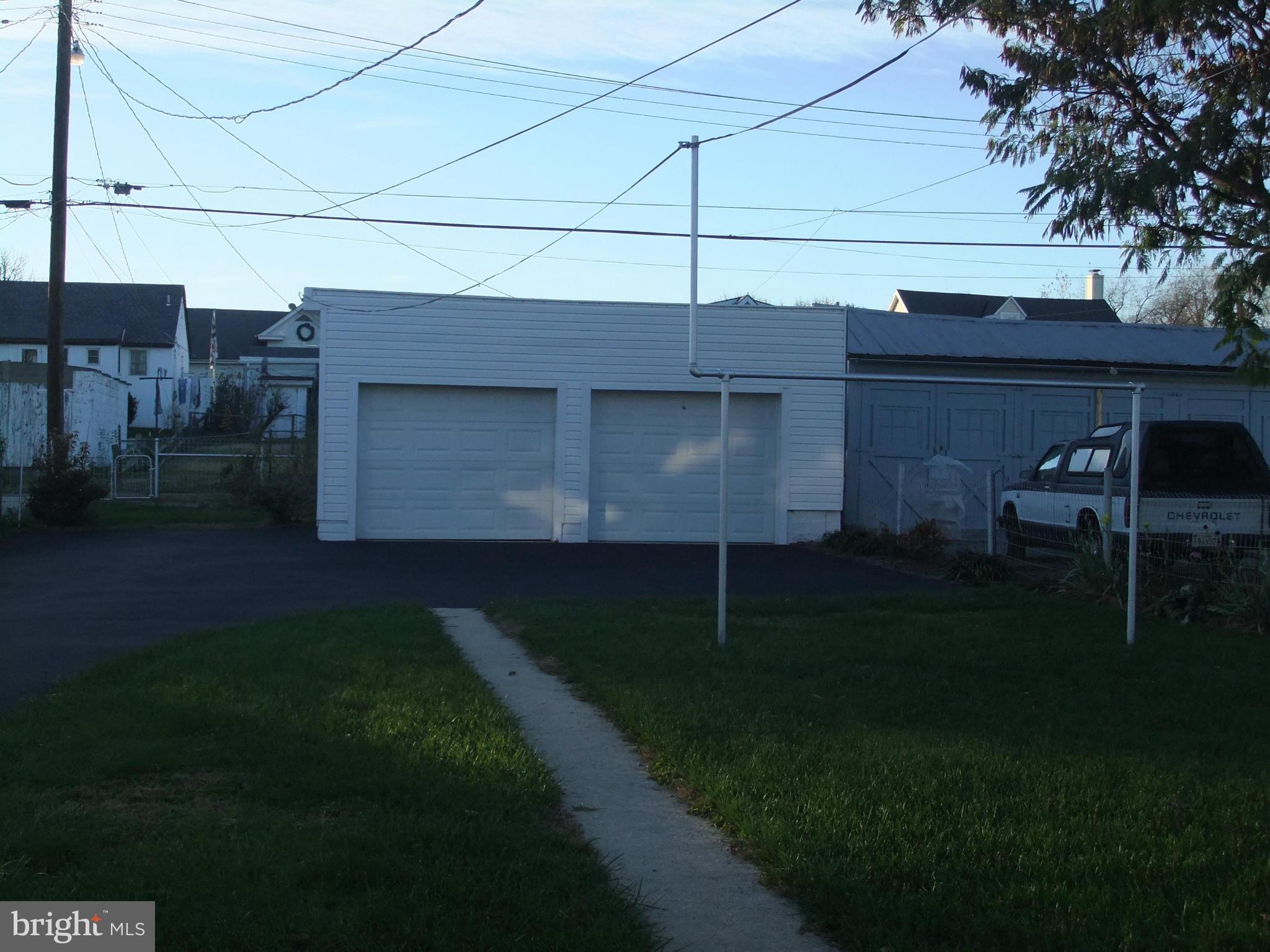 433 Ridge Avenue Hagerstown, MD 21740 - Photo 29 of 30 Exterior (Rear)