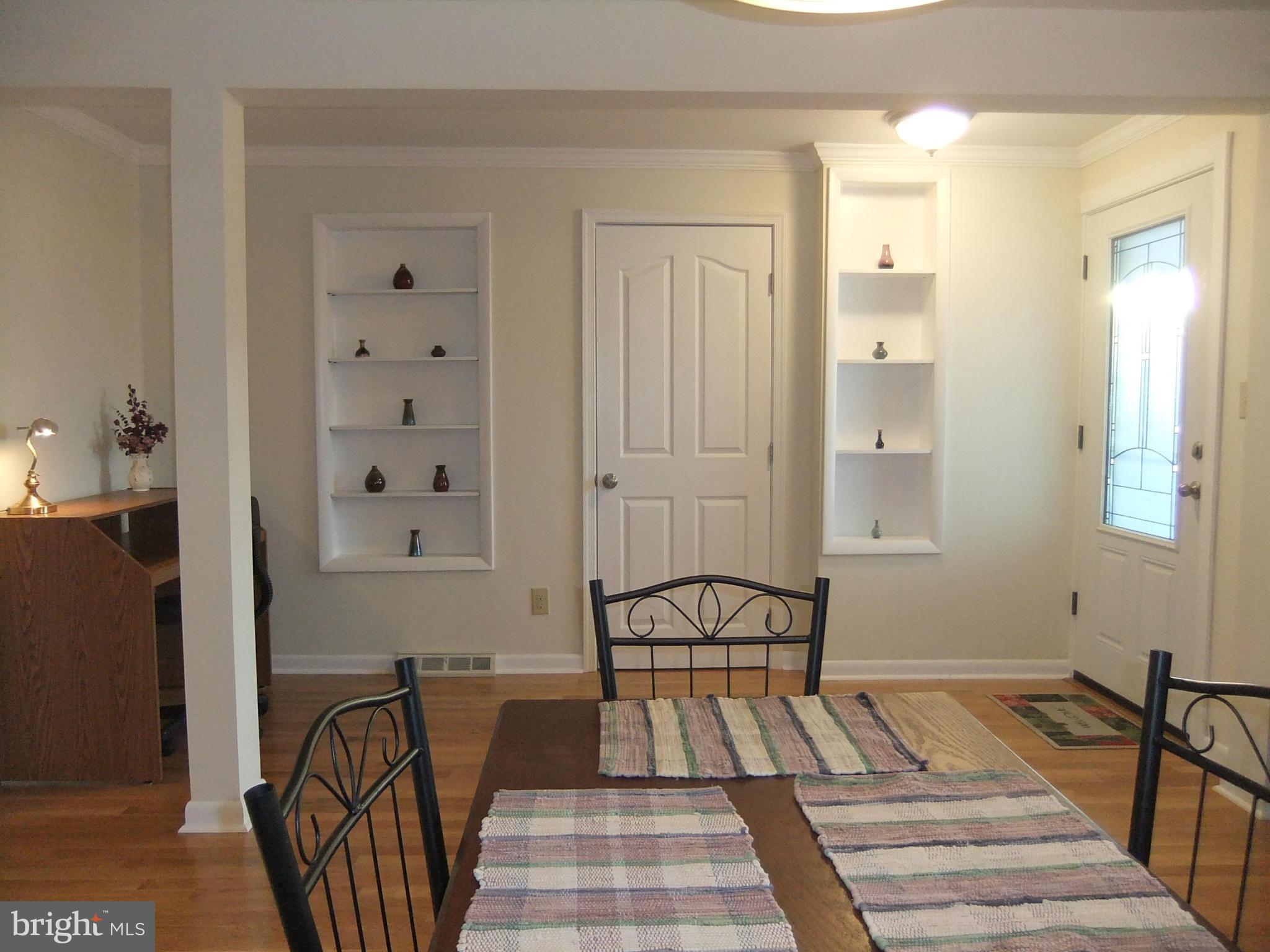 433 Ridge Avenue Hagerstown, MD 21740 - Photo 8 of 30 Interior (General)