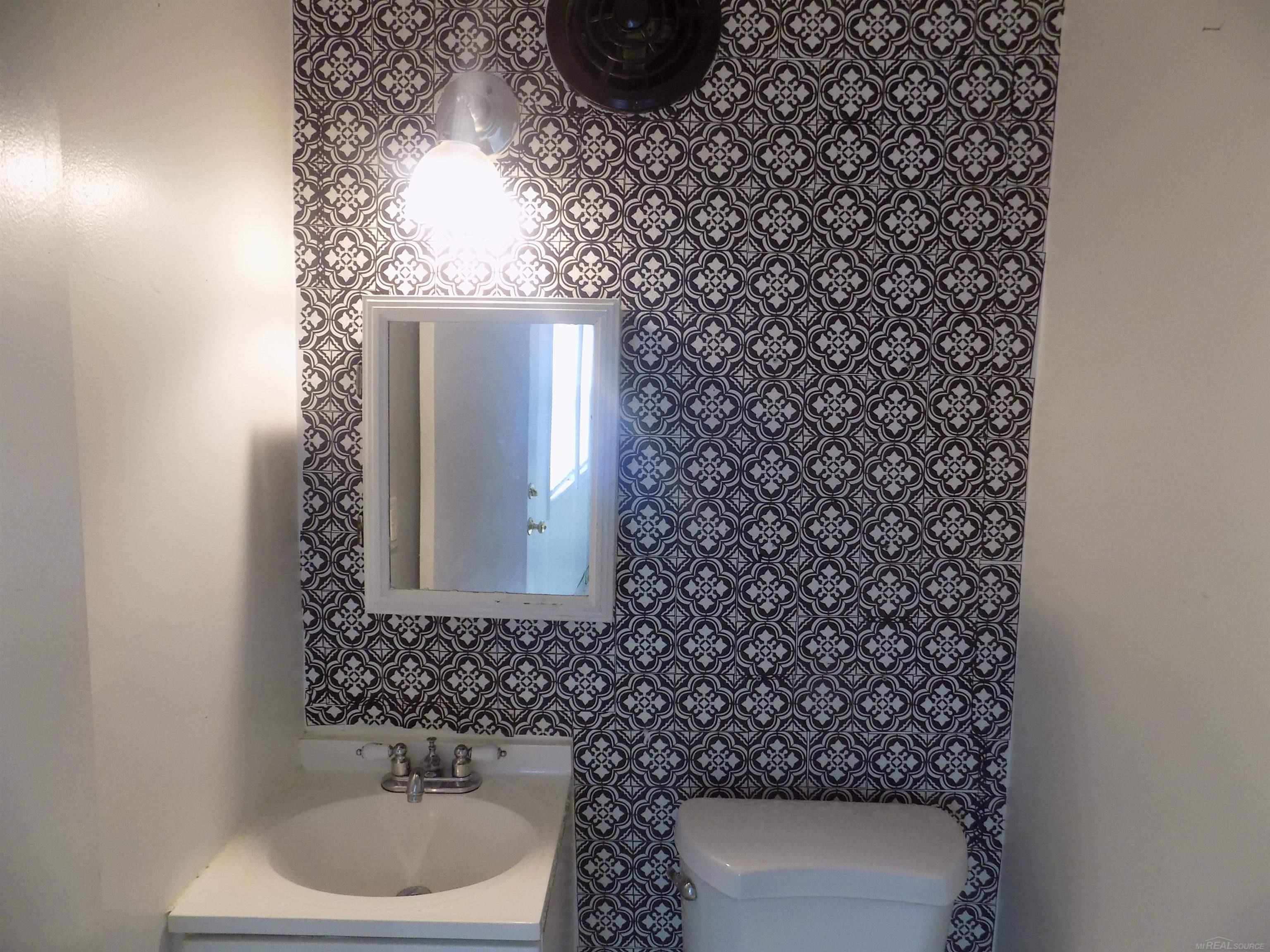 34118 Decatur Court Westland, MI 48186 - Photo 5 of 11