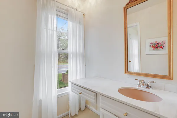 $799,000 | 15101 Carrolton Road, Rockville, MD 20853