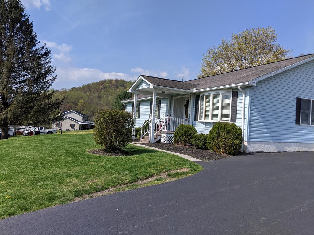12726 Turkey Farm Road Huntingdon, PA 16652 - Photo 4 of 27 Gallery Image 4