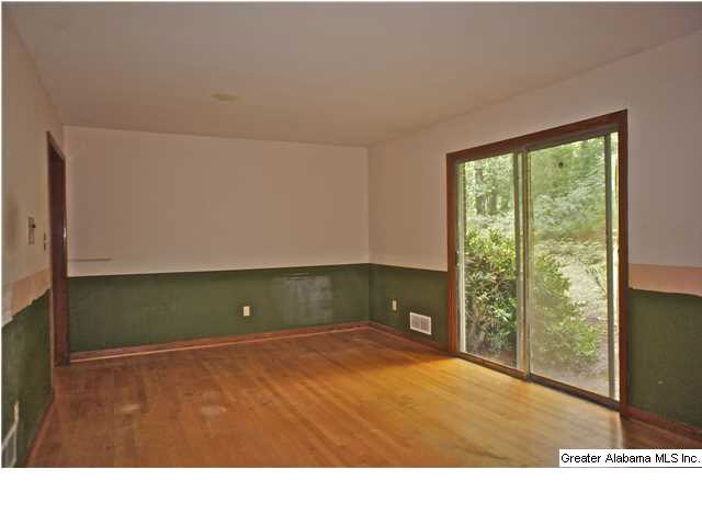 336 Sun Valley Road Birmingham, AL 35215 - Photo 11 of 32