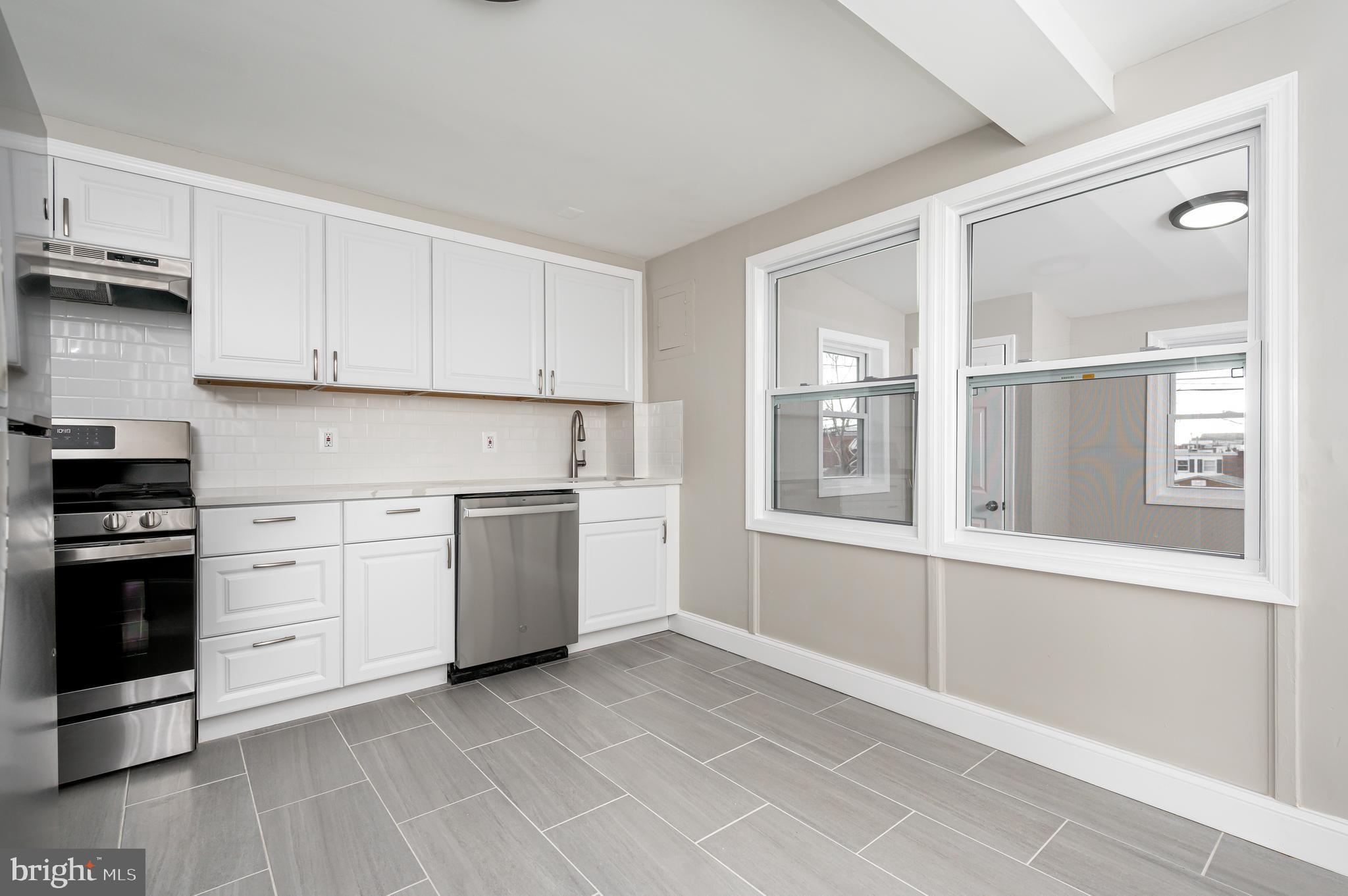 7923 Eastdale Road Baltimore, MD 21224 - Photo 9 of 27 Prepare Your Meals Here!