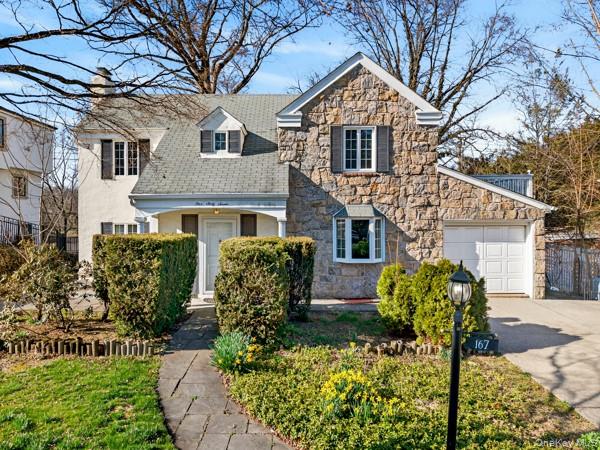 167 Old Mill Road Manhasset, NY 11030 - Photo 1 of 26