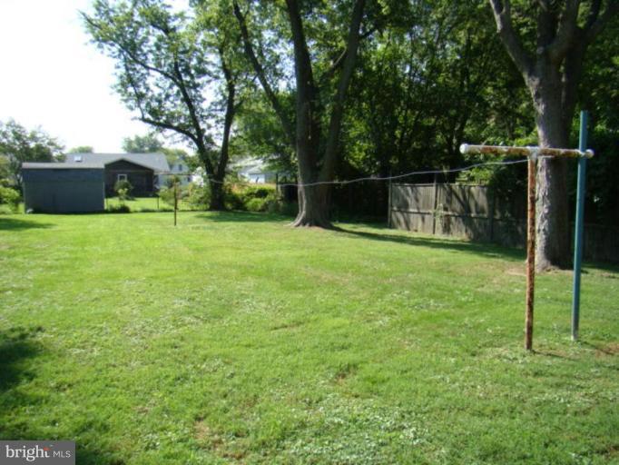 512 Love Point Road Stevensville, MD 21666 - Photo 4 of 4 Back yard