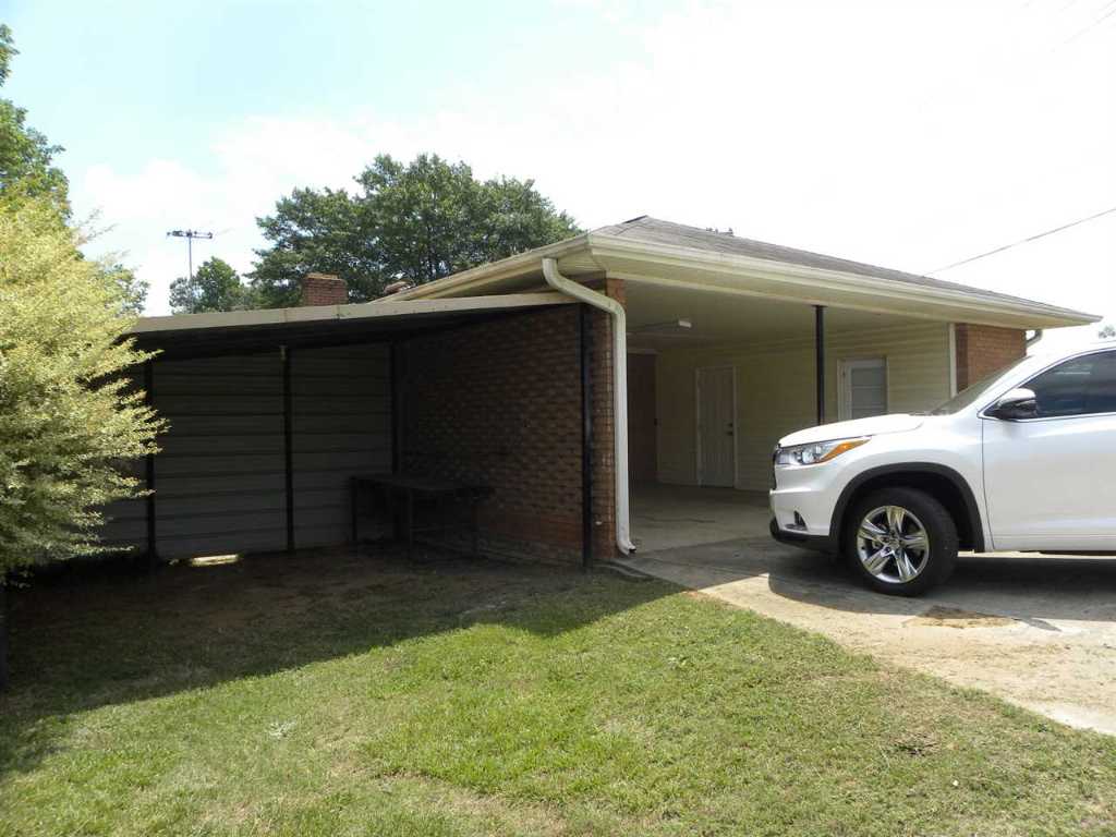 1100 Whitehall Road Anderson, SC 29625 - Photo 12 of 15 Gallery Image 12