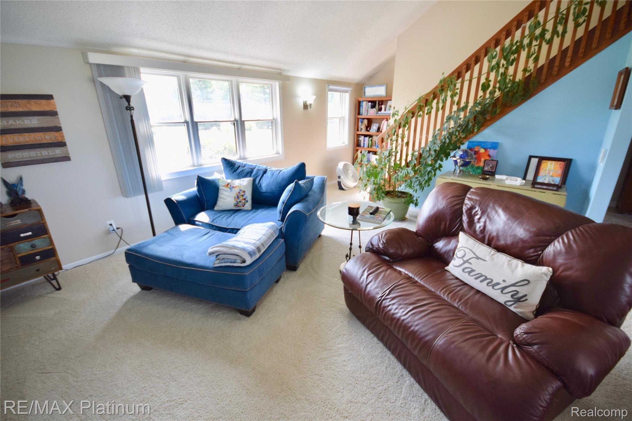 8527 Turner Road Fenton, MI 48430 - Photo 7 of 27 DSC_0226.jpg